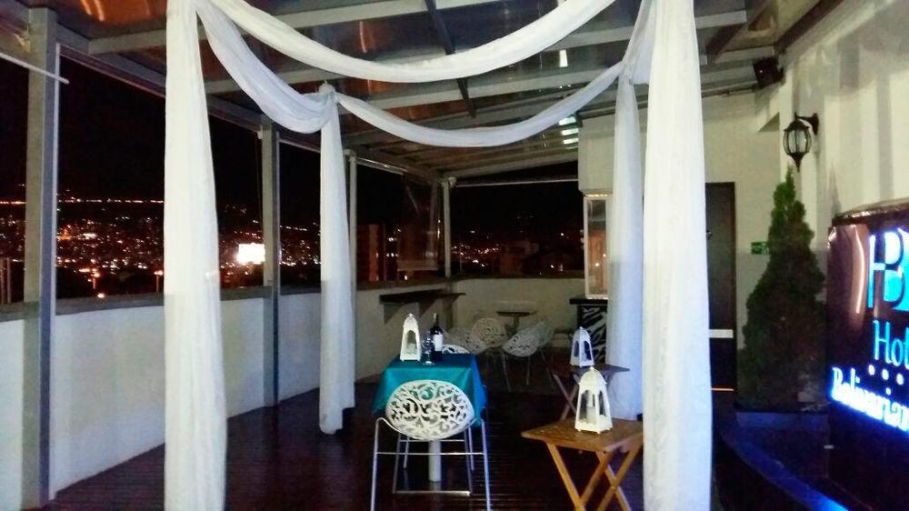 Hotel Bolivariana Plaza Медельин Экстерьер фото