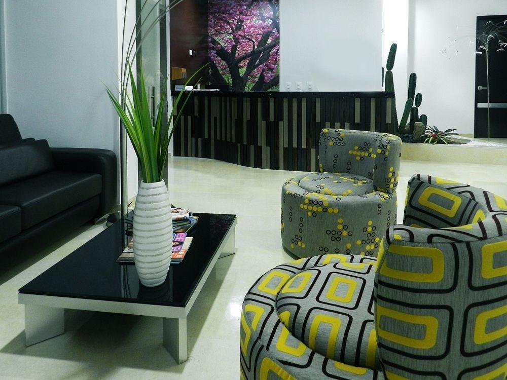 Hotel Bolivariana Plaza Медельин Экстерьер фото