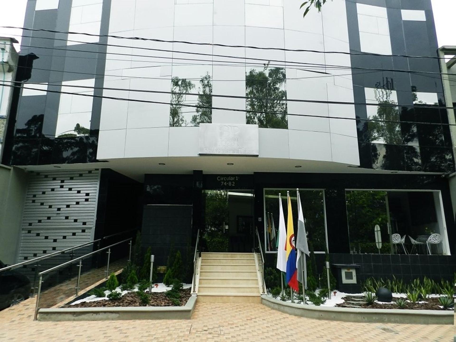 Hotel Bolivariana Plaza Медельин Экстерьер фото